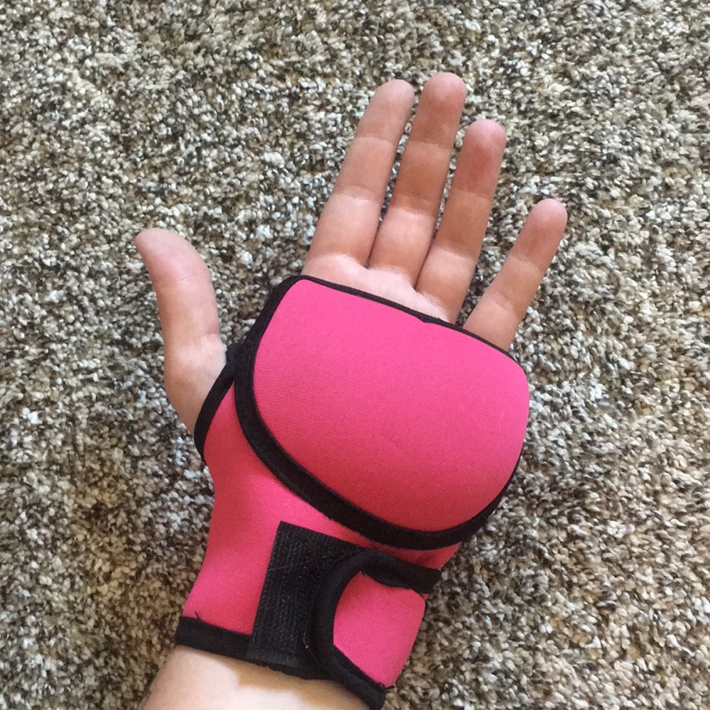 Pair of Weighted Gloves (1 lb)